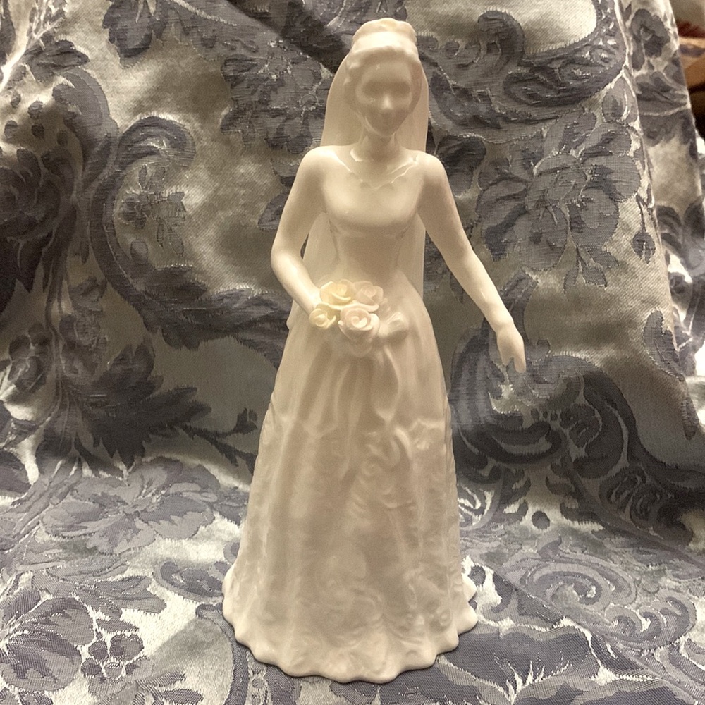 Wedgwood Here Comes The Bride Bone China Figurine